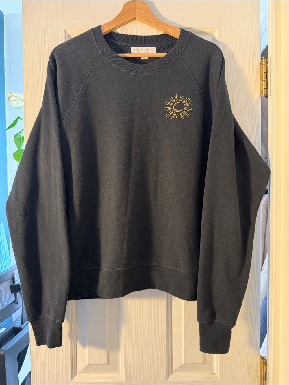 Spiritual Gangster Black Women's Crewneck Sweatshirt with Gold Moon Detail XL